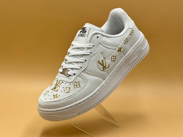 Tênis Nike Air Force Louis Vuitton Feminino