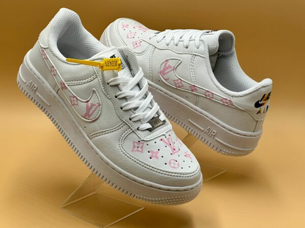 Tênis Nike Air Force Louis Vuitton Feminino