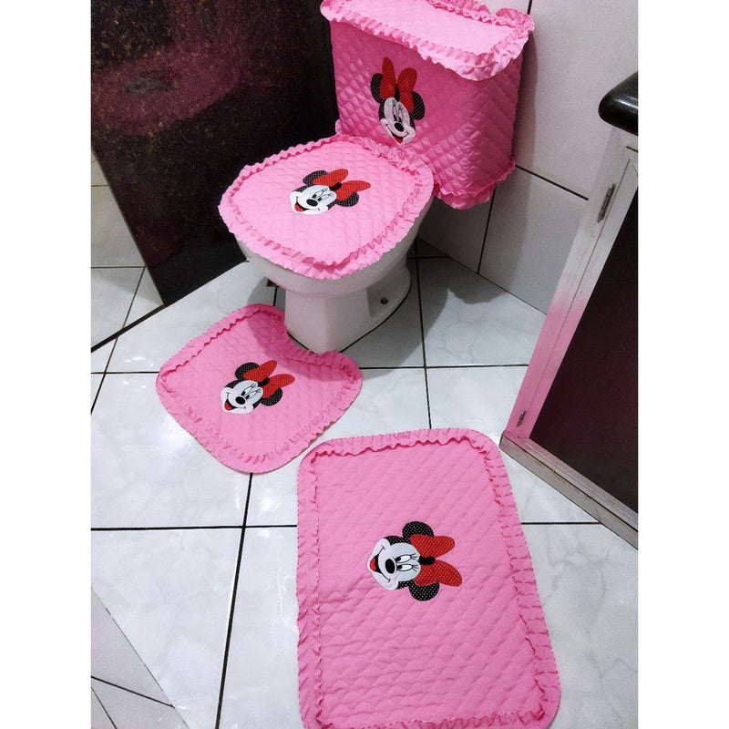 Jogo de banheiro Minnie e Mickey com capa pra Caixa acoplada. 4 Pçs